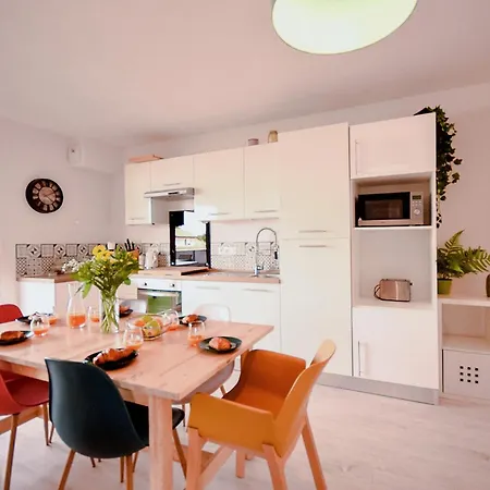 Lumimizan- Spacieux, Grand Balcon, Wifi, Et * 米尼赞海滩