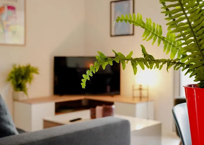 Apartman Lumimizan- Spacieux, Grand Balcon, Wifi, Et *